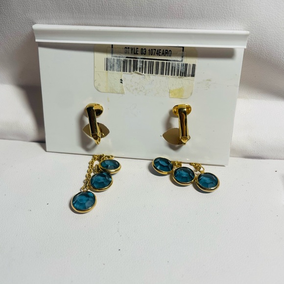 Vintage Modern Elements Faux Topaz Clip on Earrings - Picture 2 of 2